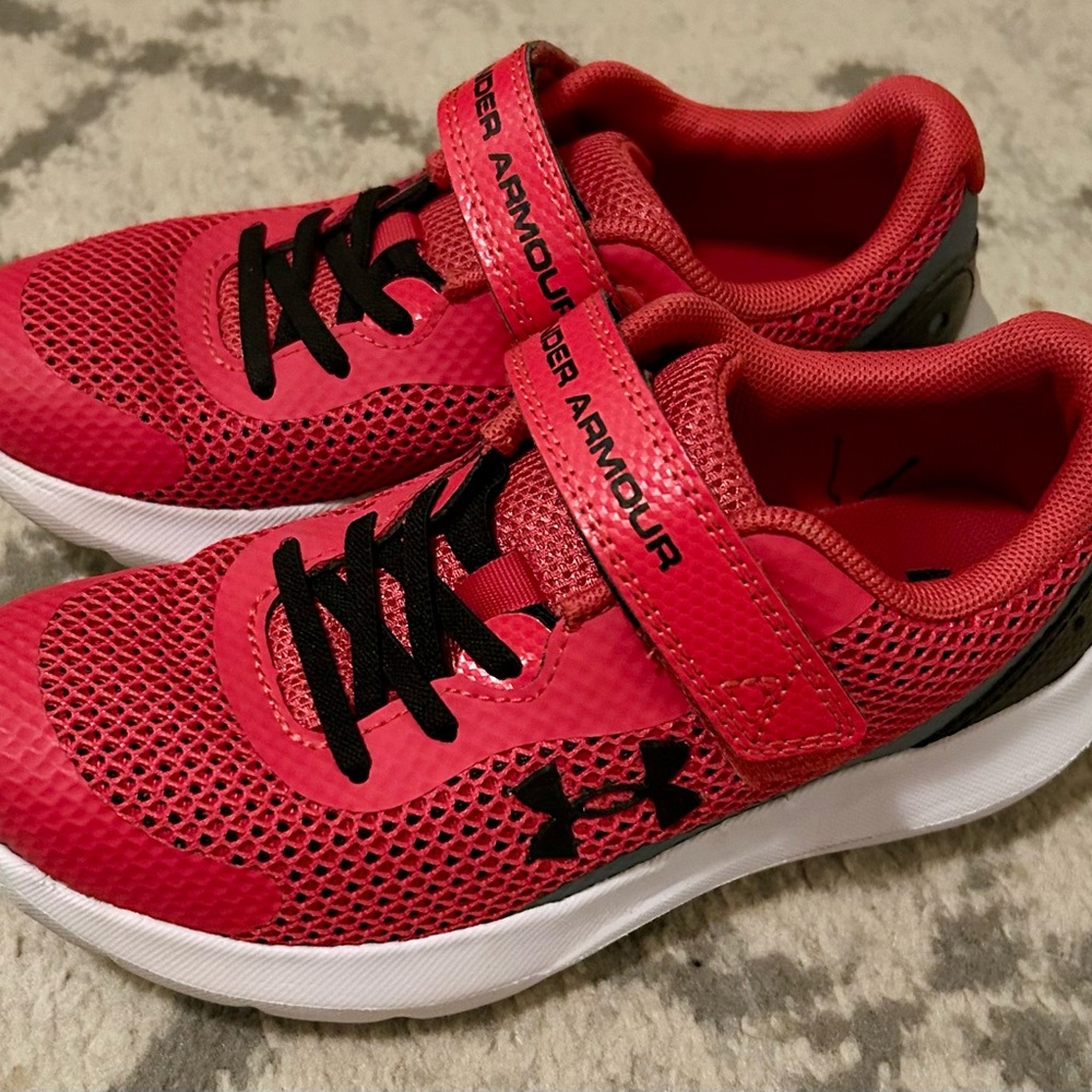 Boys Under Armour Shoes - Great Condition